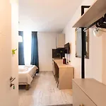 Studio Apartments - Pula City Center Pensjonat 3*