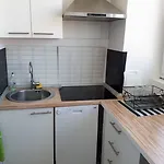 Studio Apartments - Pula City Center Pensjonat 3*