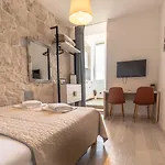 Studio Apartments - Pula City Center Pensjonat