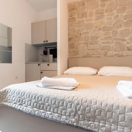 Studio Apartments - Pula City Center