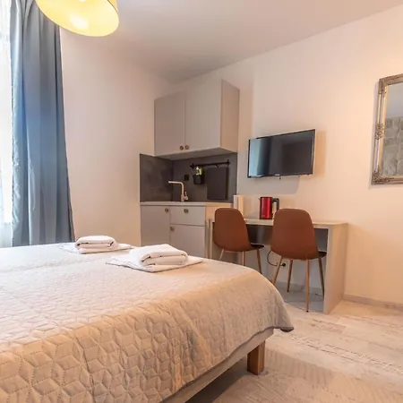L&B City Center Studios Apartments 3* Pula
