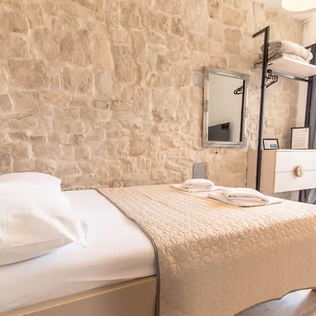 Center Vendégház Póla