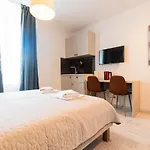 招待所 Studio Apartments - Pula City Center
