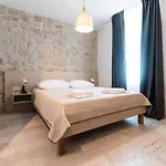 Studio Apartments - Pula City Center 3* 普拉