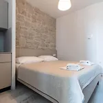 Studio Apartments - Pula City Center Pensionat 3*