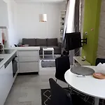 Studio Apartments - Pula City Center 普拉