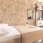 Studio Apartments - Pula City Center 招待所 普拉