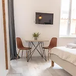 Studio Apartments - Pula City Center 普拉