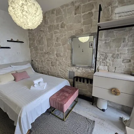 Pensión - Center 3*