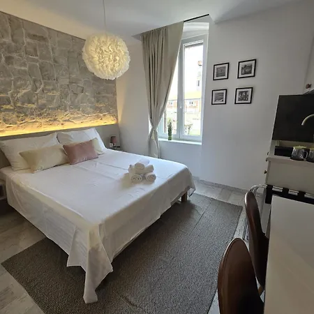 Gasthof Studio Apartments - Pula City Center 3*
