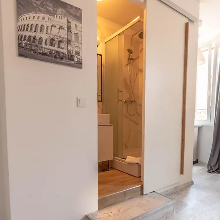 Center Studios Apartments Pula 3* Pula