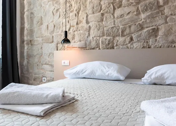 Center Studios Apartments Pula 3*