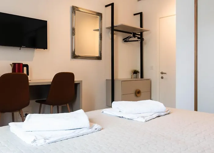 Guest house Center Studios Apartments Pula