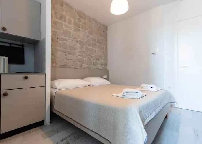 Center Studios Apartments Pula Guest house 3*