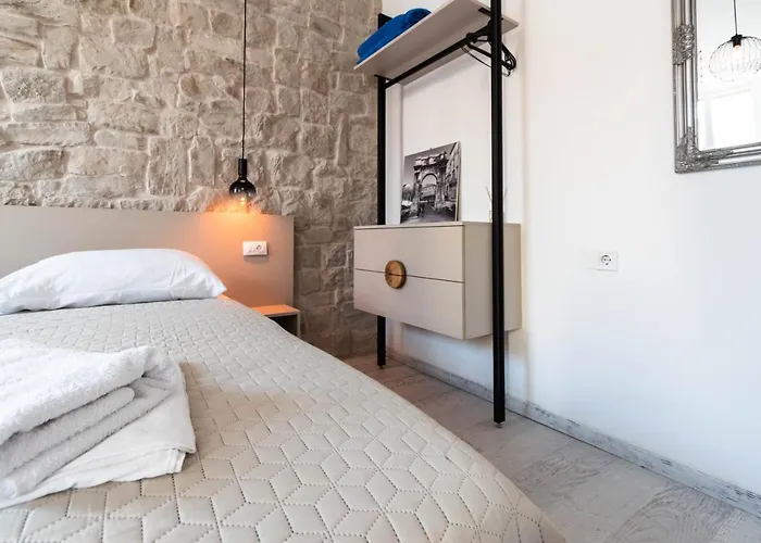 Center Studios Apartments Pula Guest house Pula