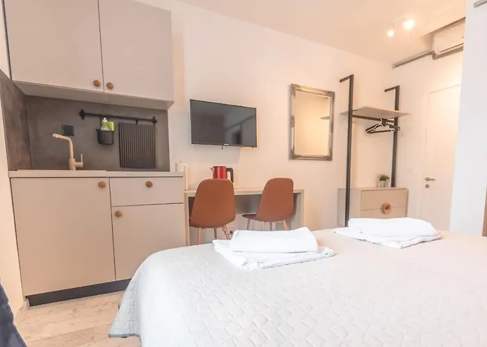 Center Studios Apartments Pula Guest house