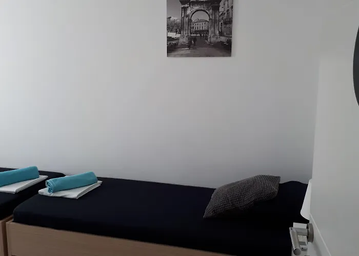 Guest house Center Studios Apartments Pula