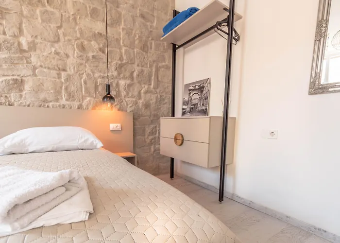 Center Studios Apartments Pula Guest house Pula