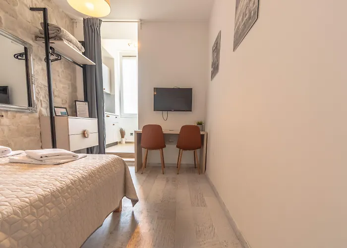 Center Studios Apartments Pula Guest house 3*